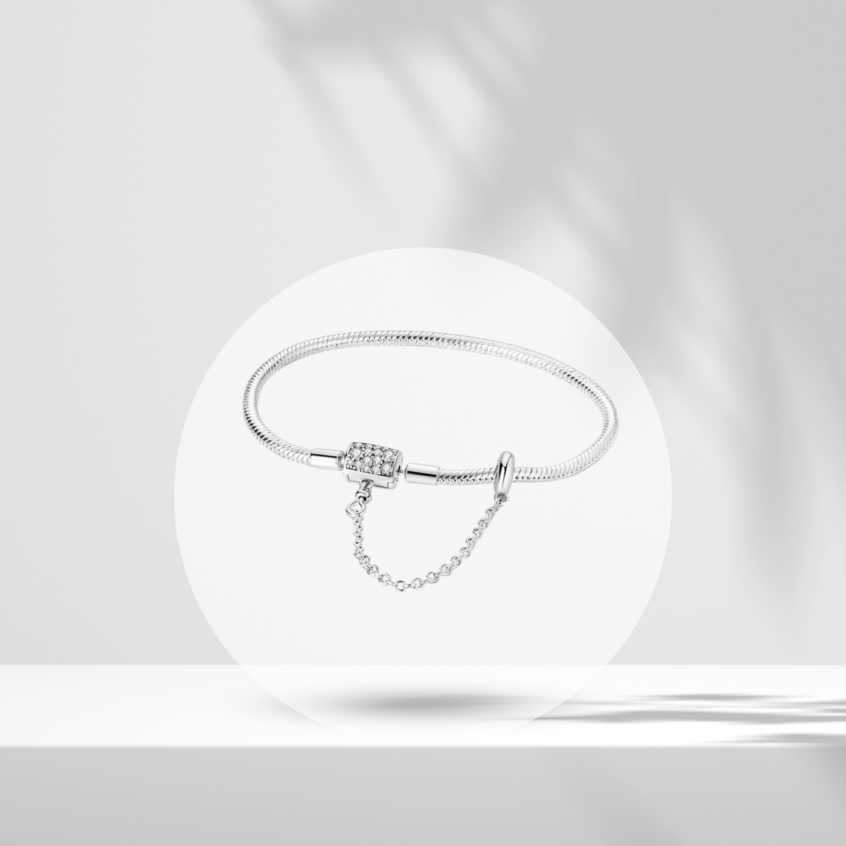 Pulsera Brillante con Cadena de Seguridad en Plata de Ley 925 - Vijuvera